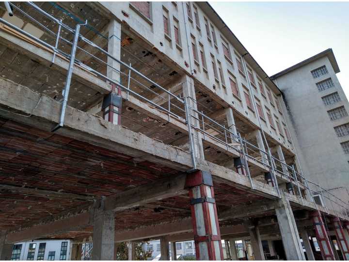 Rehabilitación de edificio para hotel (Rúa Marina Española 29 – Lugo)